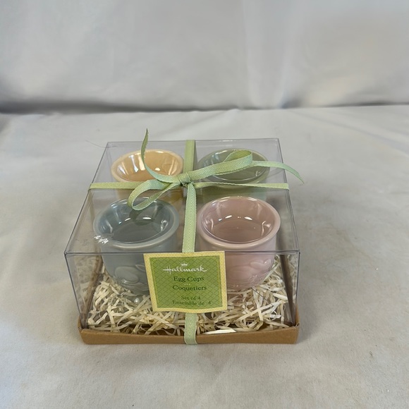 Vintage Hallmark Ceramic Decorative Egg Cup Holders. Set of Four. 1990 NIB - Picture 1 of 9
